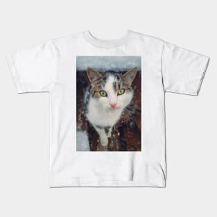 Winter season cat portrait Kids T-Shirt